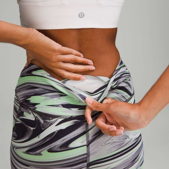 Lululemon Women's Base Pace High-Rise Short 8" - Green/Black/Grey - Picture 2 of 9